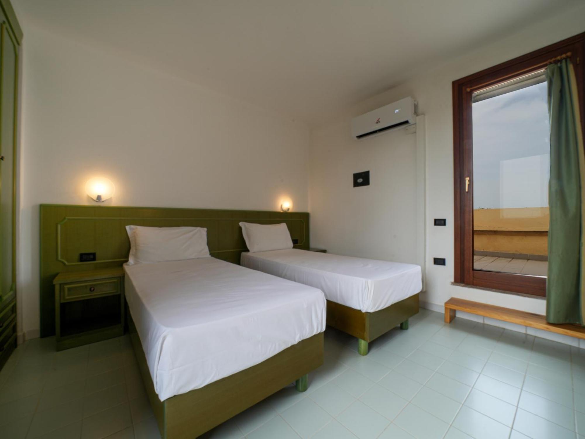 Le Tonnare Di Stintino - Beach Resort ภายนอก รูปภาพ